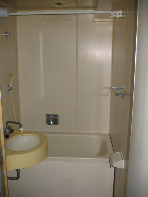 �����j�b�g�o�X